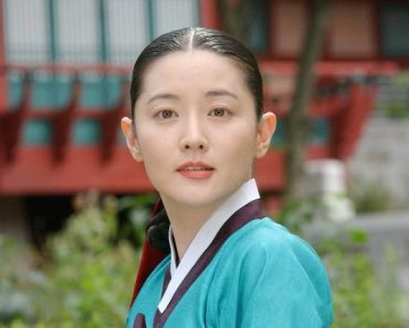 Lee Young-ae, at 53, Reprises Role in ‘Dae Jang Geum’ Sequel After 20 Years!